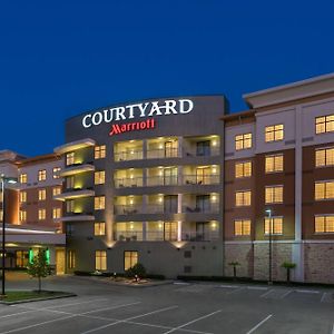Courtyard By Marriott Houston Kingwood
